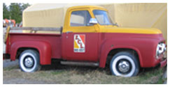 photo of old pick-up truck